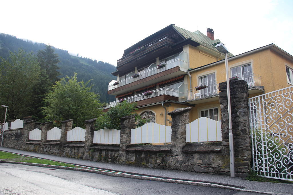 Hotel Lindenhof Bad Gastein Exterior photo